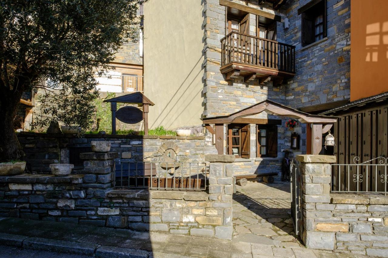 El Rincon De Andrea Apartamentos Biescas  Zewnętrze zdjęcie