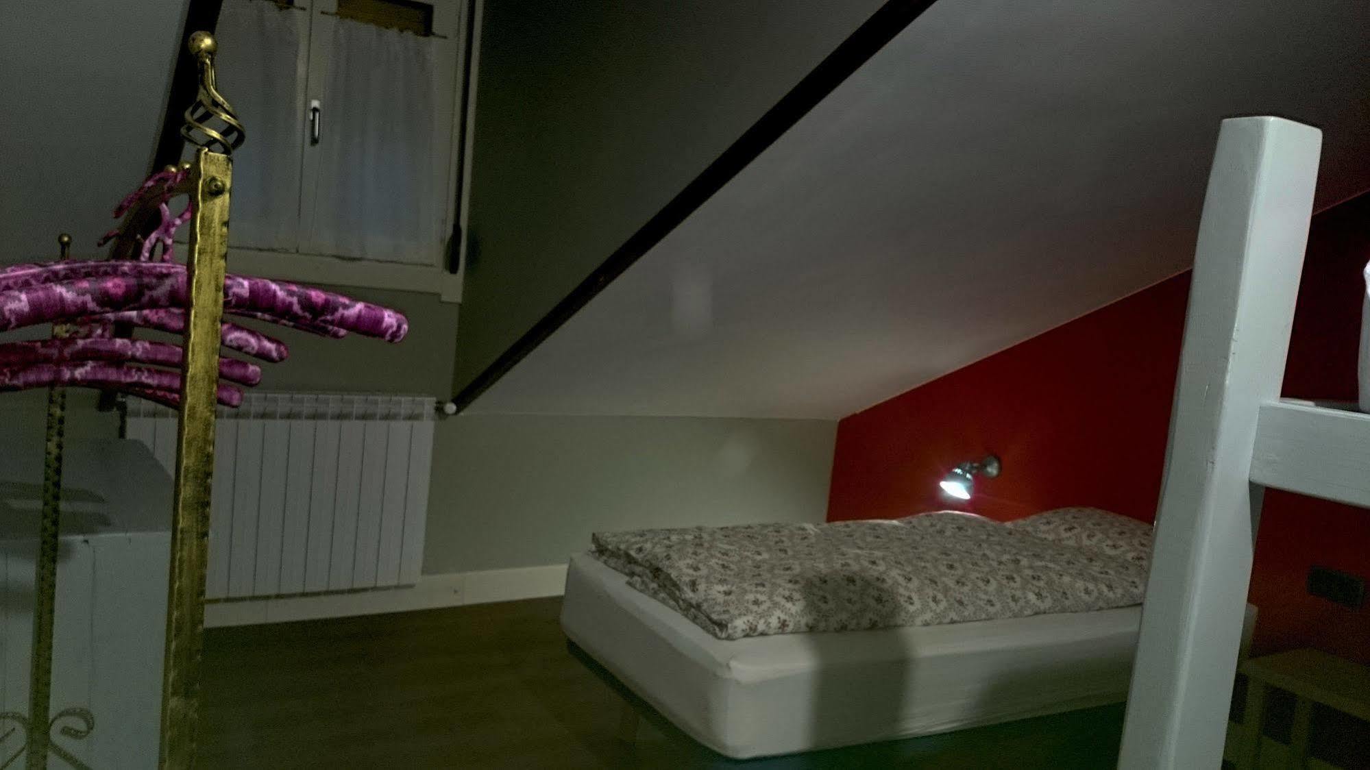 El Rincon De Andrea Apartamentos Biescas  Zewnętrze zdjęcie