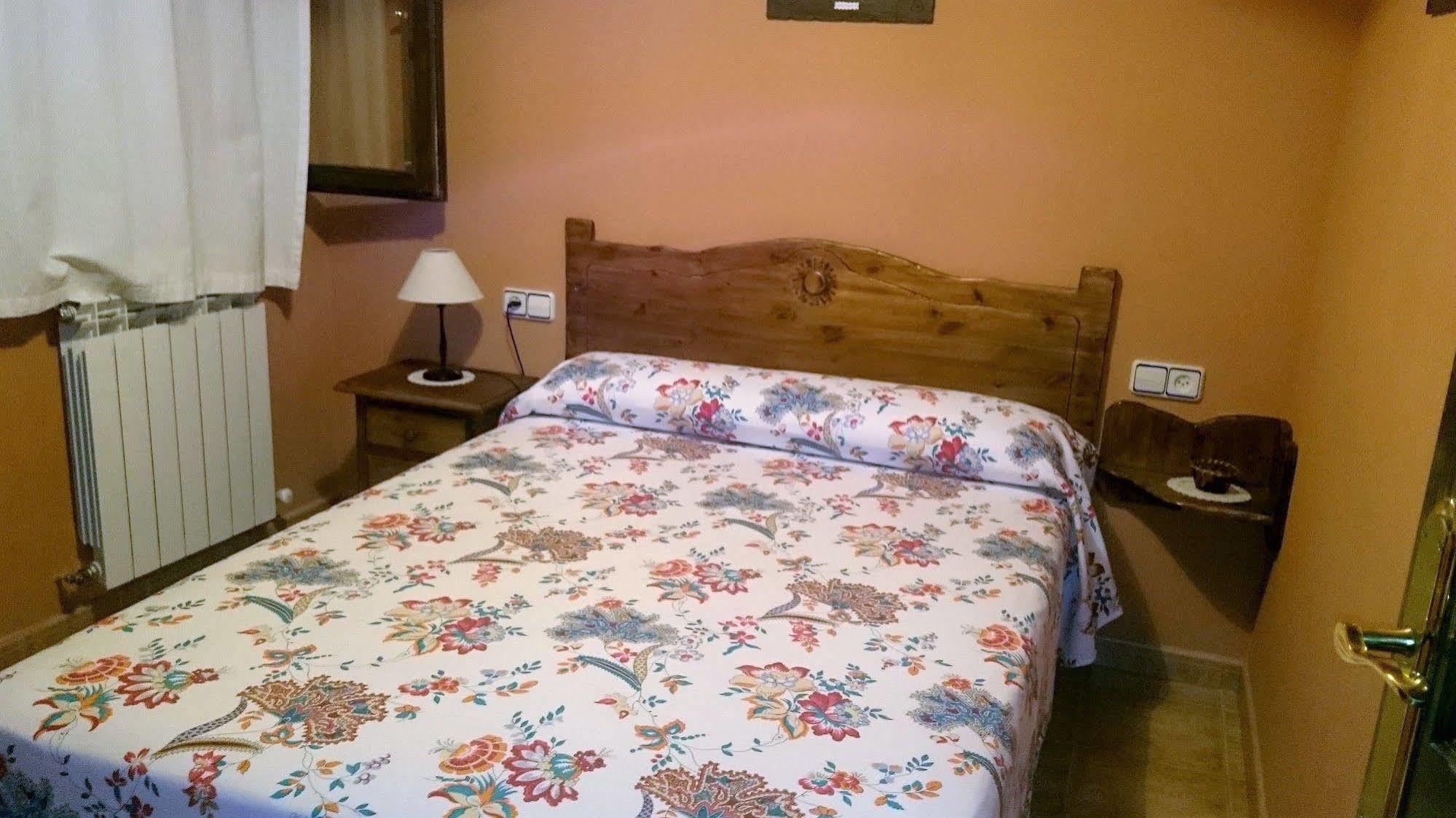 El Rincon De Andrea Apartamentos Biescas  Zewnętrze zdjęcie